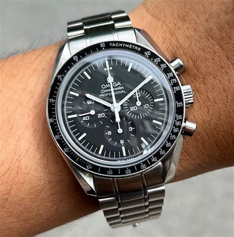 omega speedmaster 006